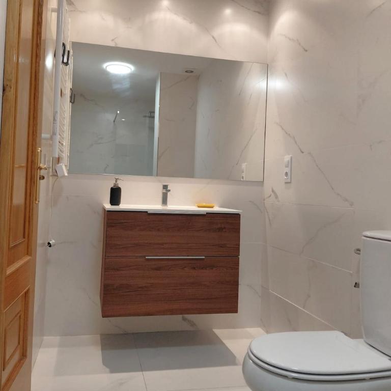 Yago Home City Center - Apartamento con 4 dormitorios - 37