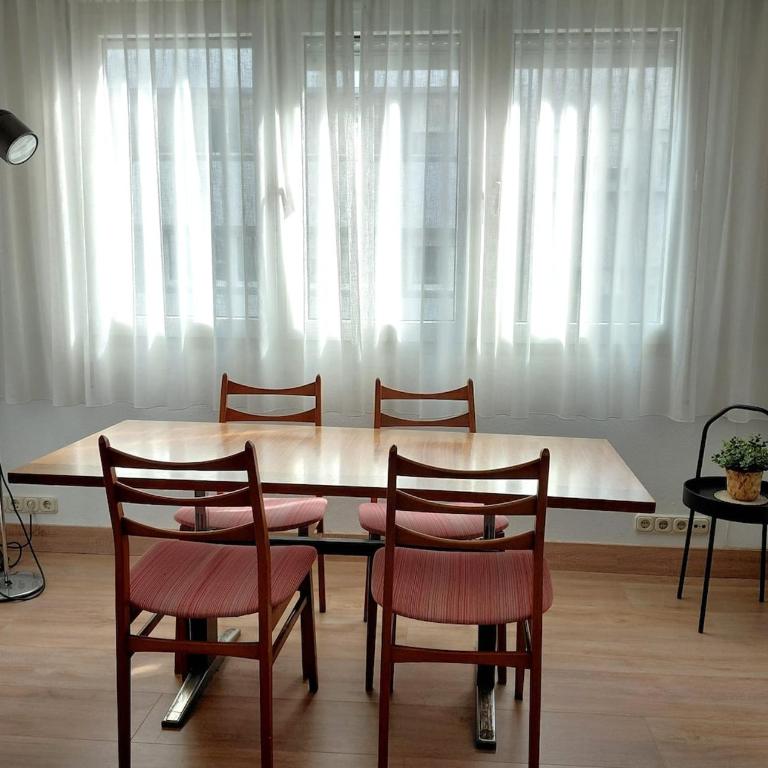 Yago Home City Center - Apartamento con 4 dormitorios - 40