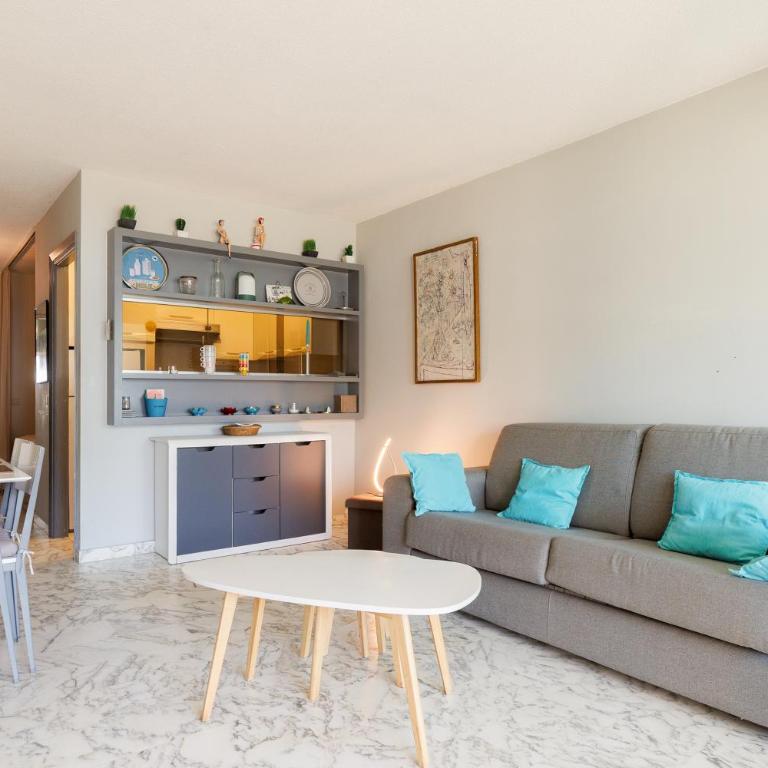 BELLE VUE Centre Juan les Pins, résidence avec gardien ,parking prive, 4 pers, front de mer - One-Bedroom Apartment - 21