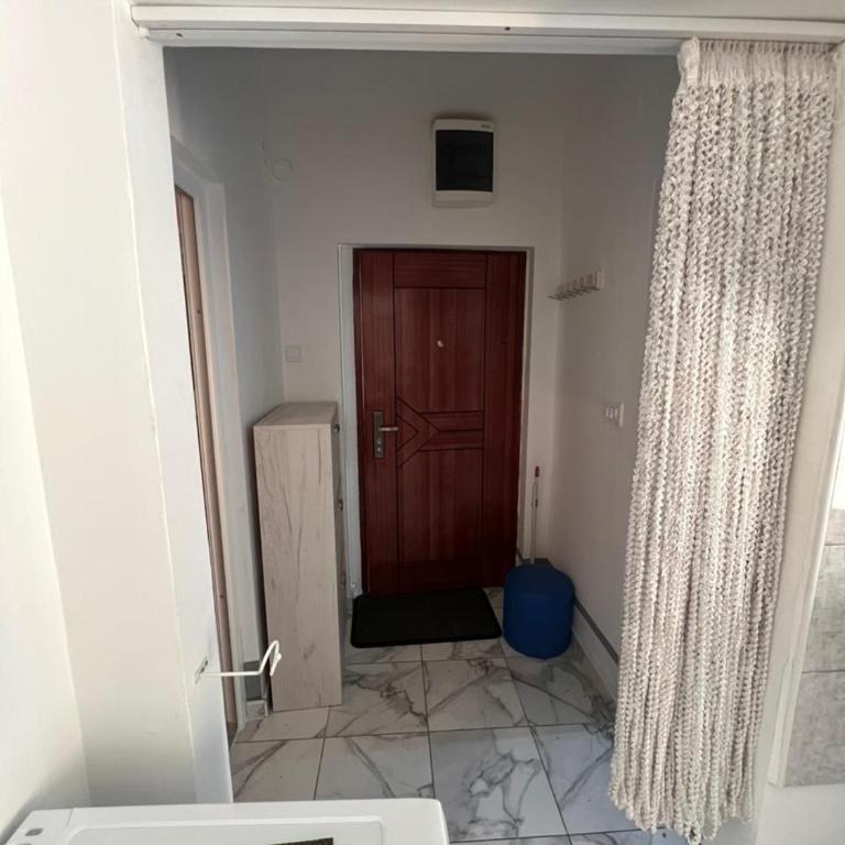 Cozy Trio Apartments Budva - One-Bedroom Apartment - 8