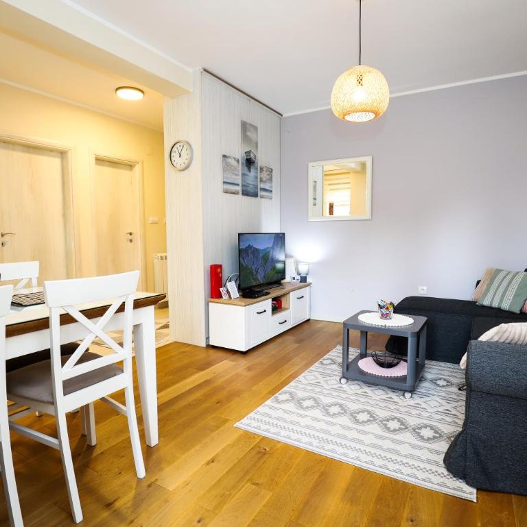 BellaVita Apartman - One-Bedroom Apartment - 11