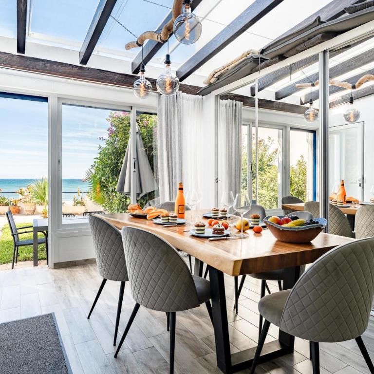 Faro's Beachfront House - Casa de 2 dormitorios - 1