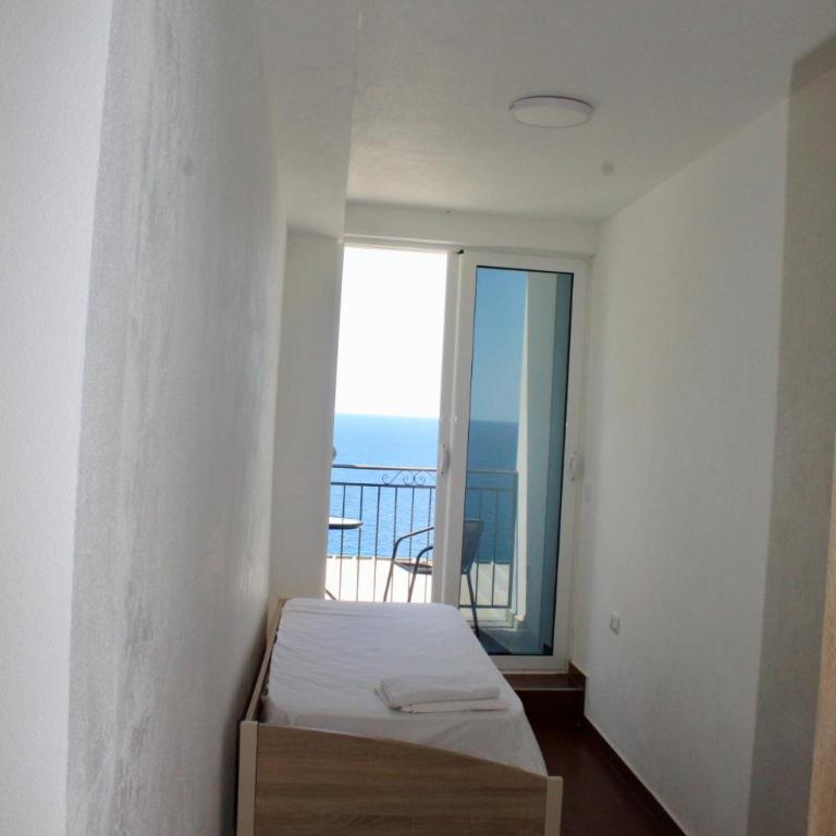 Maslina Garden - One-Bedroom Apartment with Sea View - 5