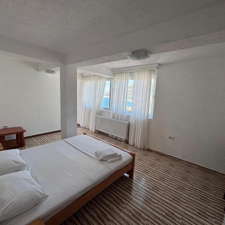 Maslina Garden - One-Bedroom Apartment with Sea View - 3