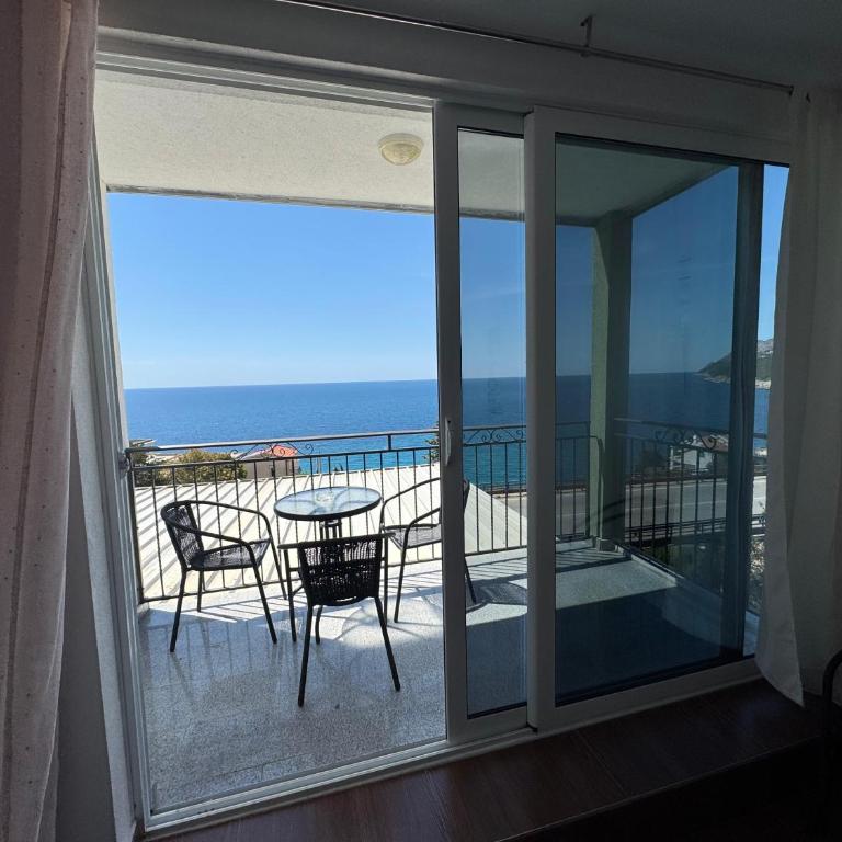 Maslina Garden - One-Bedroom Apartment with Sea View - 8
