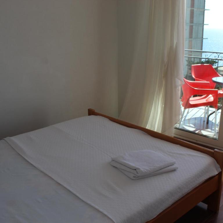 Maslina Garden - Two-Bedroom Apartment with Sea View - 4