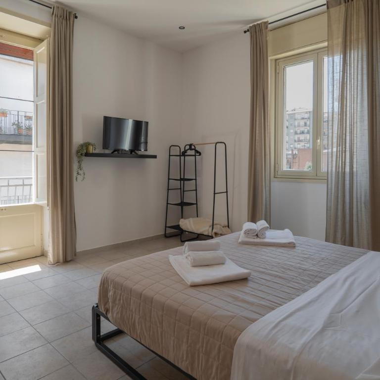 Rocca Rooms - Quadruple Room with Balcony - 8