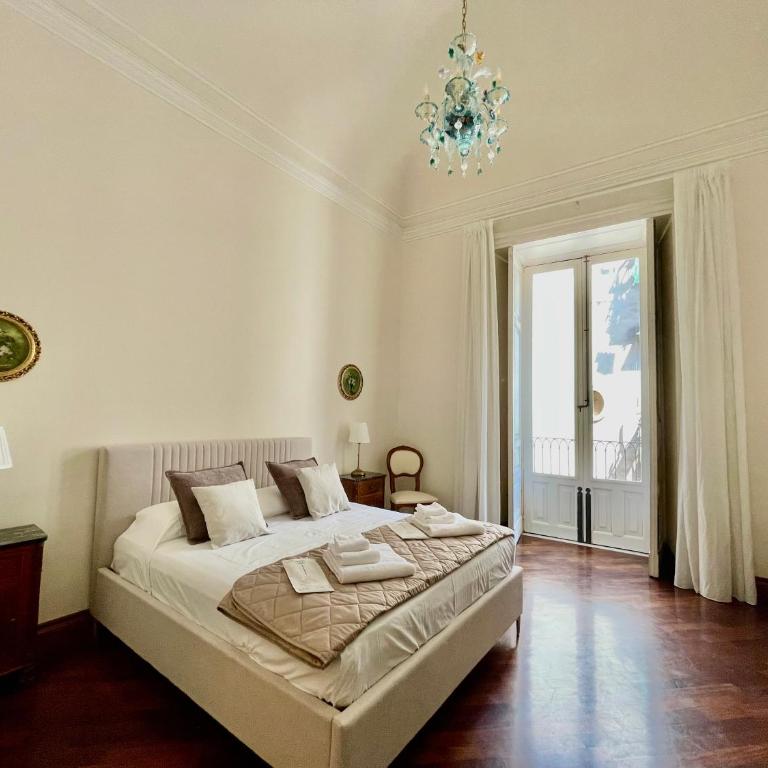 Dimora Ferrari - Grand Historic Apartment by the Cathedral - Apartment - 16