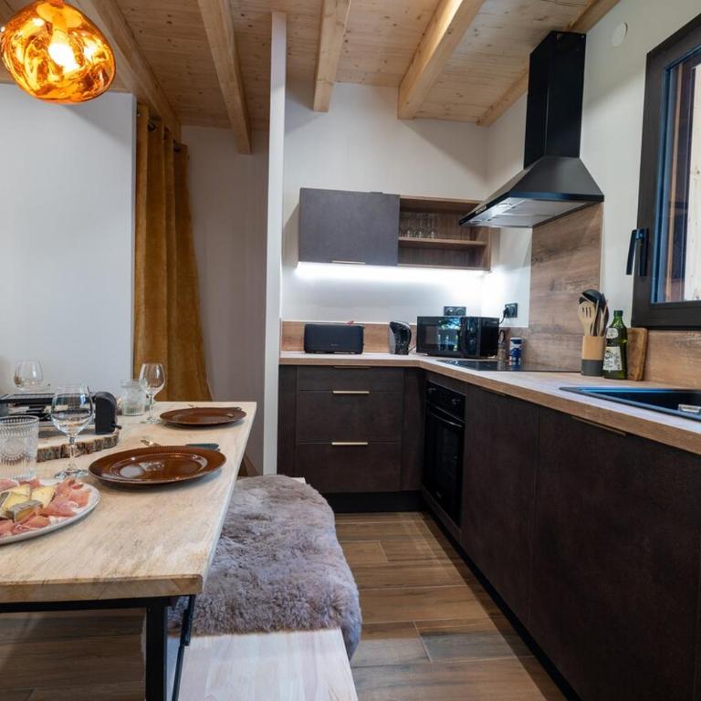 Le Chalet Enchanté 10 personnes Les Angles - Three-Bedroom Chalet - 3