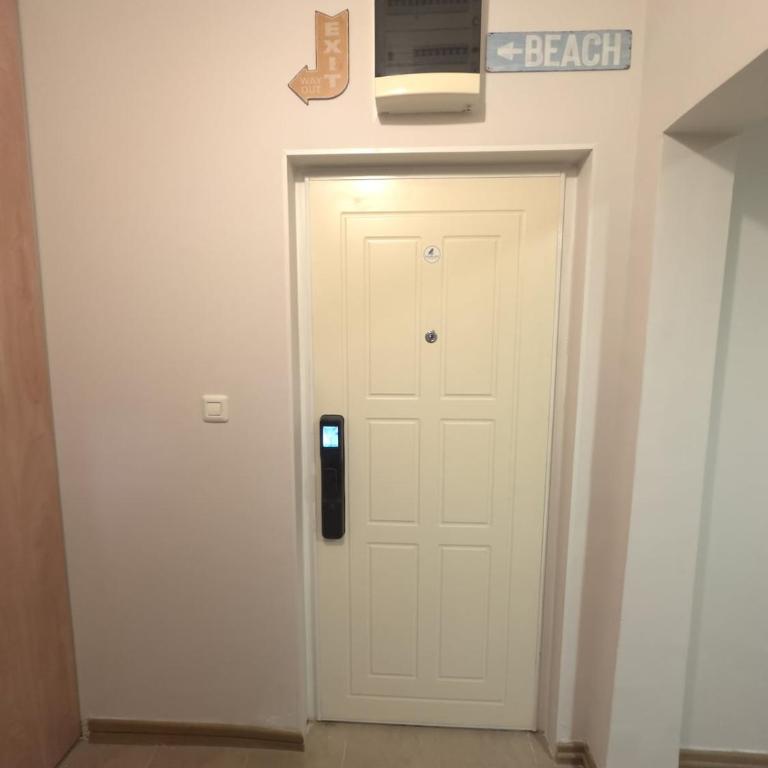 AZZURE NEST spacious 2Br Family Stay 350m to Beach Parking - Apartman sa 2 Spavaće Sobe - 20