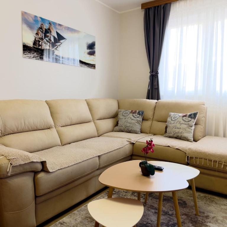 AZZURE NEST spacious 2Br Family Stay 350m to Beach Parking - Apartman sa 2 Spavaće Sobe - 27
