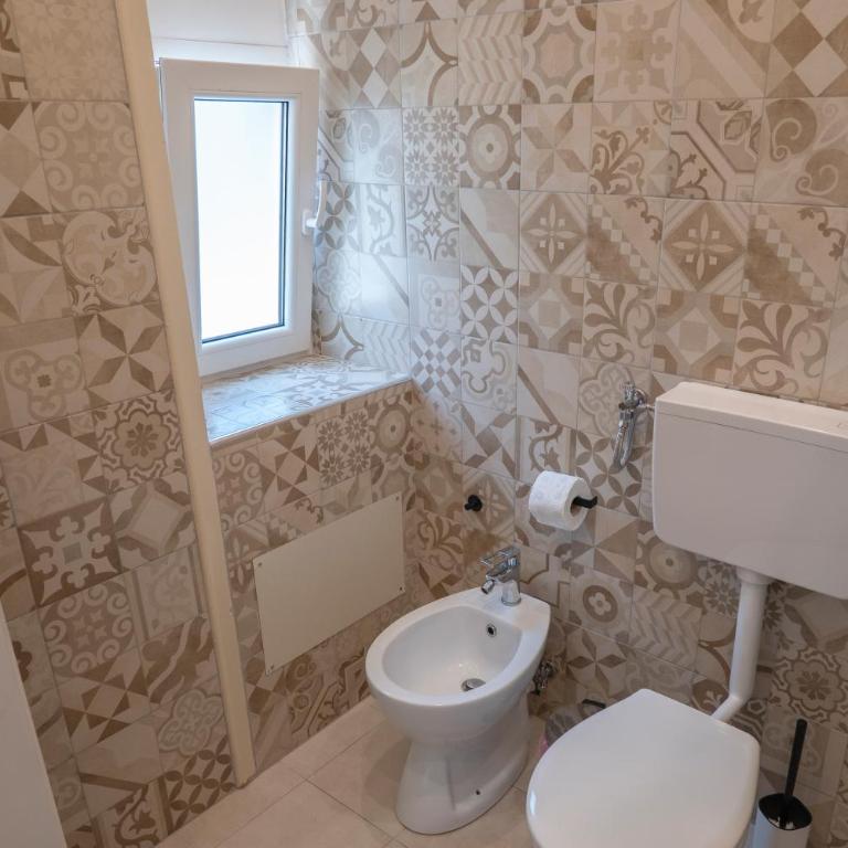 Rocca Rooms - Triple Room with Balcony - 5