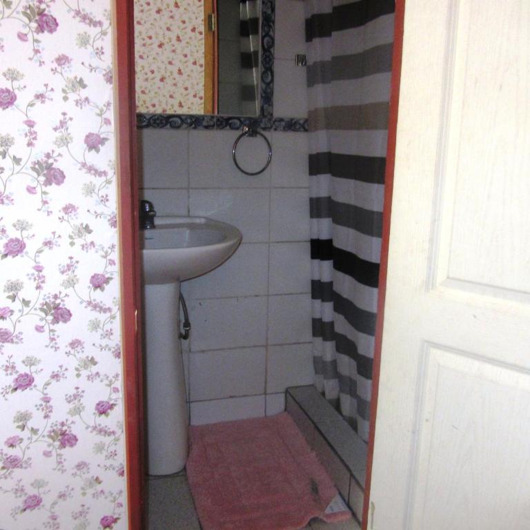 Hostal Odeón - Cipres - 4