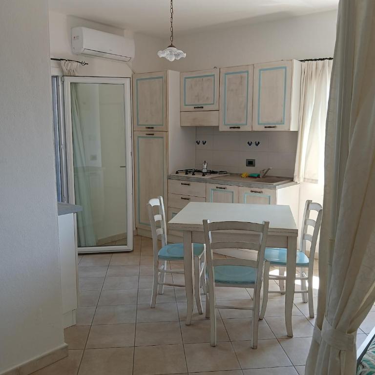 Little paradise apartment with pool - One-Bedroom Apartment - 5