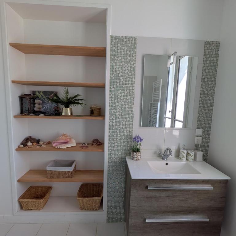Superbe appartement Villa Carmen, magnifique vue mer, accès direct plage, proche Deauville - Apartamento de 3 dormitorios - 13