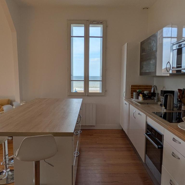 Superbe appartement Villa Carmen, magnifique vue mer, accès direct plage, proche Deauville - Apartamento de 3 dormitorios - 6
