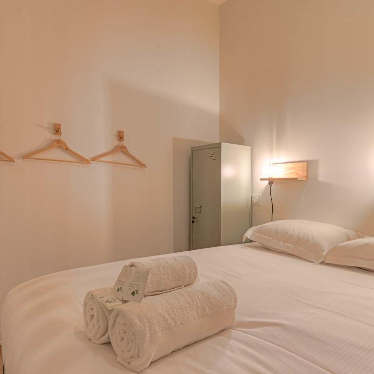 Cosy et Calme 5min hôtel de ville - Apartment - 15