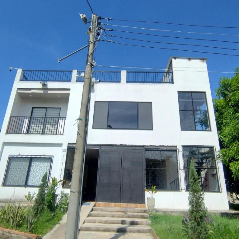Casa Nueva en Condominio - Villa - 4
