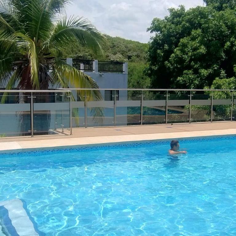Casa Nueva en Condominio - Villa - 5