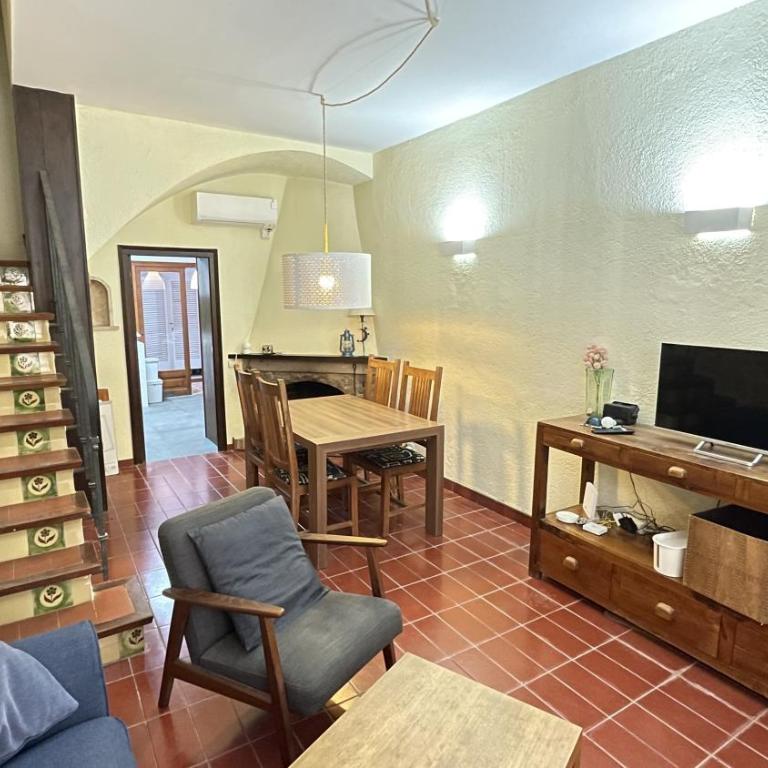 CanCu: Casa en el centro de Sant Feliu de Guíxols - Casa de 3 dormitorios - 1