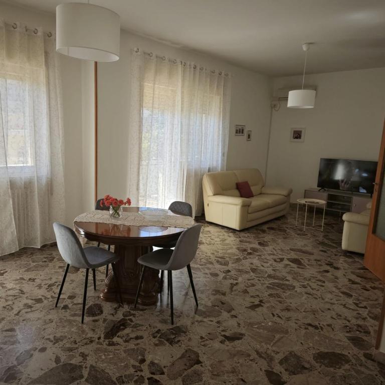 Casa Annamaugio - Appartamento con 3 Camere da Letto - 2