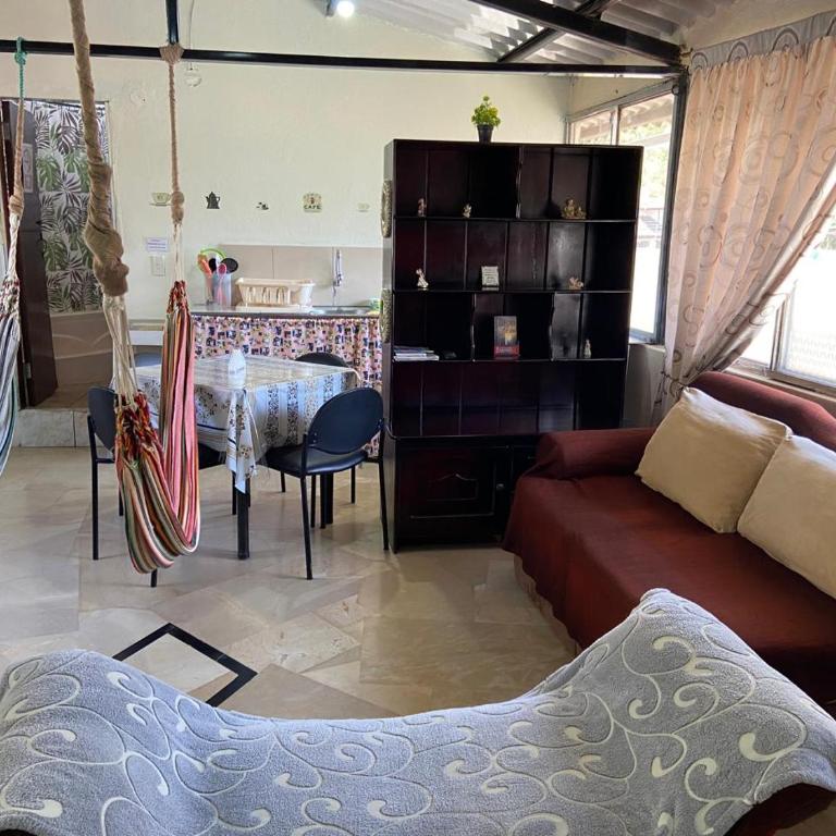 APARTAMENTO ESTUDIO - COMPLETO Y MUY BIEN UBICADO - One-Bedroom Apartment - 19