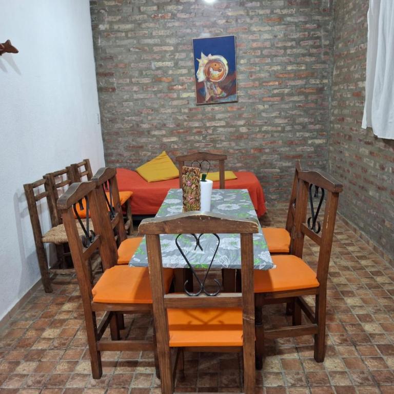 Osvaldo Day Cabin with Pool - One-Bedroom House - 5