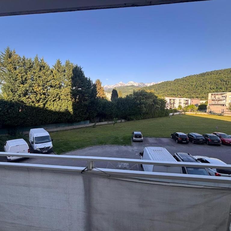 T4 Saint-Martin d'Heres -Calme - Parking Gratuit - Appartement 3 Chambres - 7