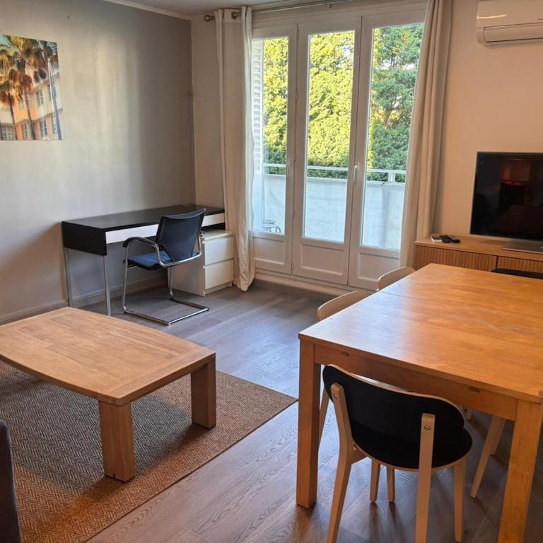 T4 Saint-Martin d'Heres -Calme - Parking Gratuit - Appartement 3 Chambres - 13