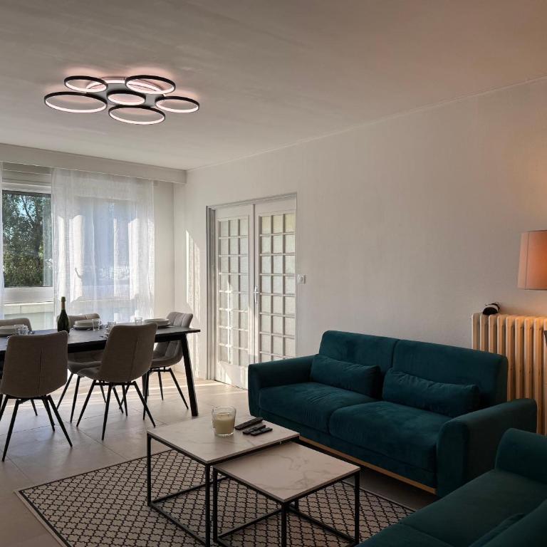 Le Cocon du Bord de Loire ! Appartement spacieux pour 6 personnes avec terrasse & parking - Apartment mit 3 Schlafzimmern - 7