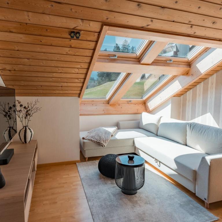 Loft Alpenpanorama mit 2 Balkonen - Apartment mit 1 Schlafzimmer, Balkon und Bergblick - 1
