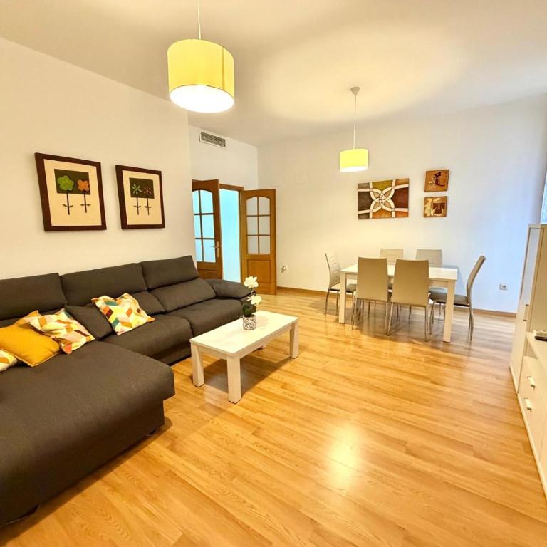 Tu hogar en el corazón de Córdoba - Apartamento de 3 dormitorios - 10