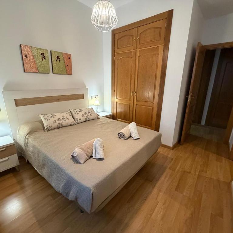 Tu hogar en el corazón de Córdoba - Apartamento de 3 dormitorios - 12