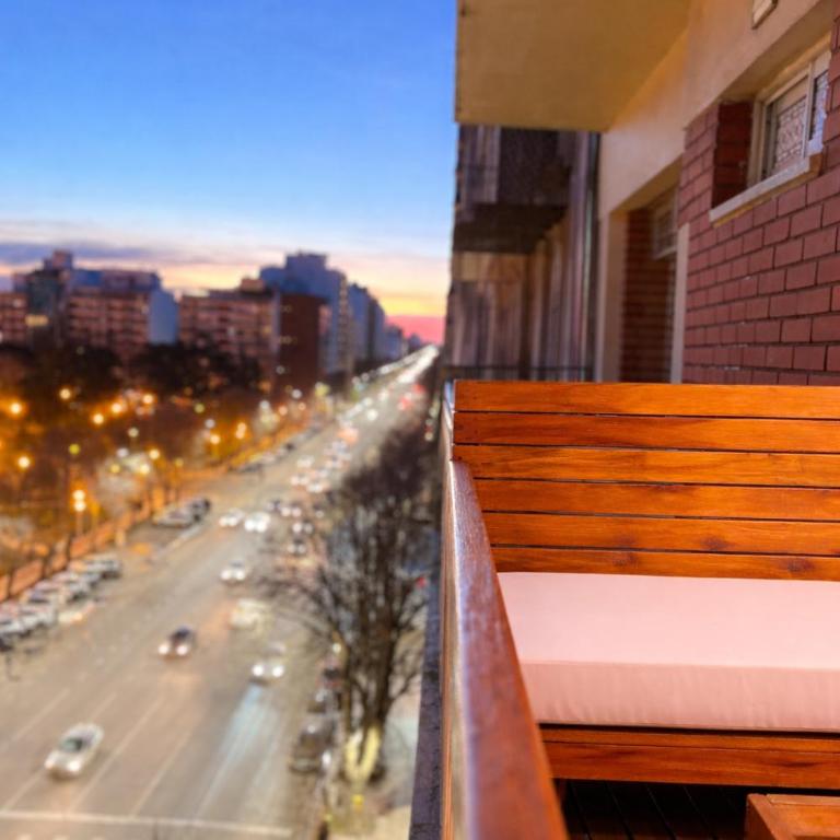 Departamento Plaza Mitre, Mar del Plata, con Balcón sobre Av Colón - One-Bedroom Apartment with Park View - 3