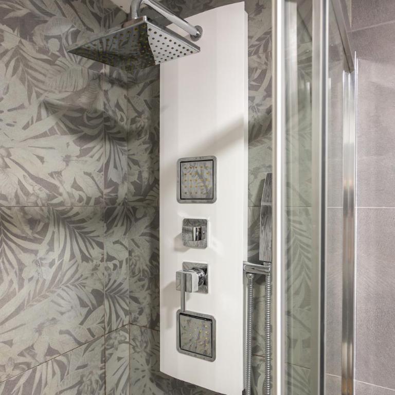 Dimora le Due Torri - Modern City Center Suite - Appartamento con 1 Camera da Letto - 20