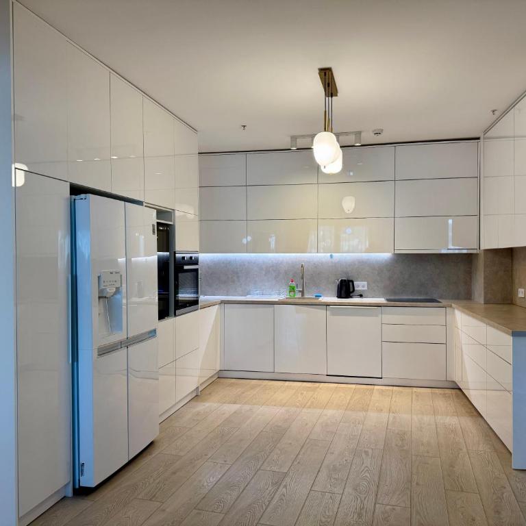 Exclusive Luxury Villa in Dukley Gardens - Apartman sa 2 Spavaće Sobe i Pogledom na More - 14