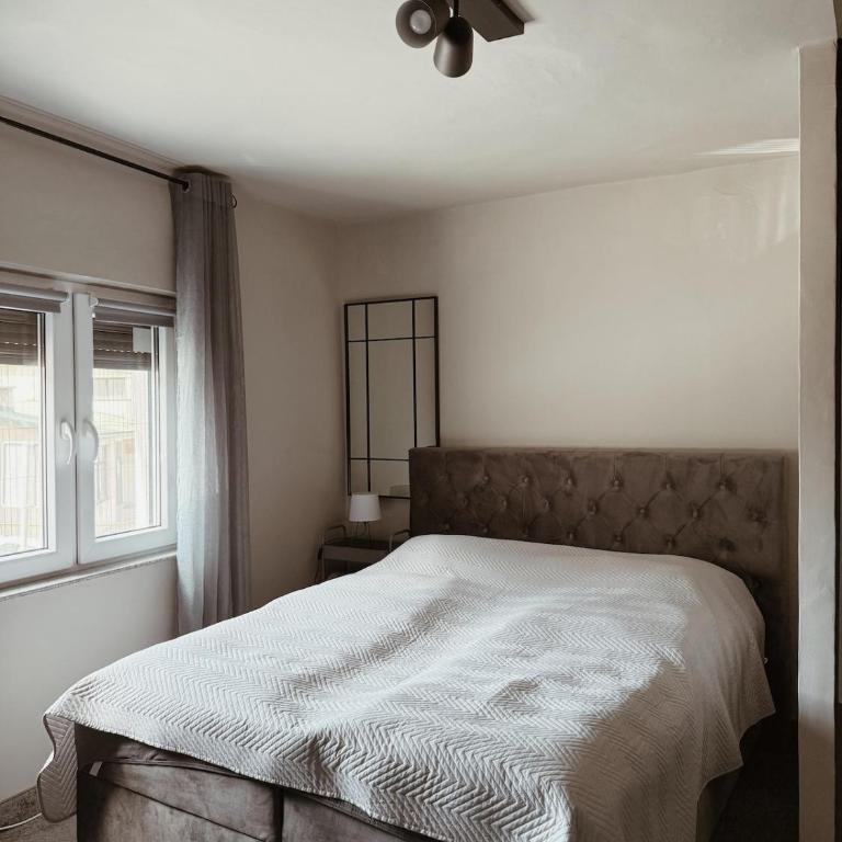 Djulbasca, Cozy Tiny House FREE parking, Near Old Town - One-Bedroom House - 16