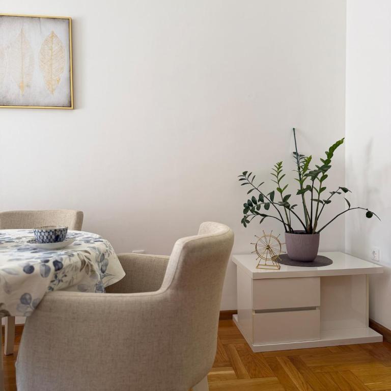 Fortunella apartment - Budva - Two-Bedroom Apartment - 10