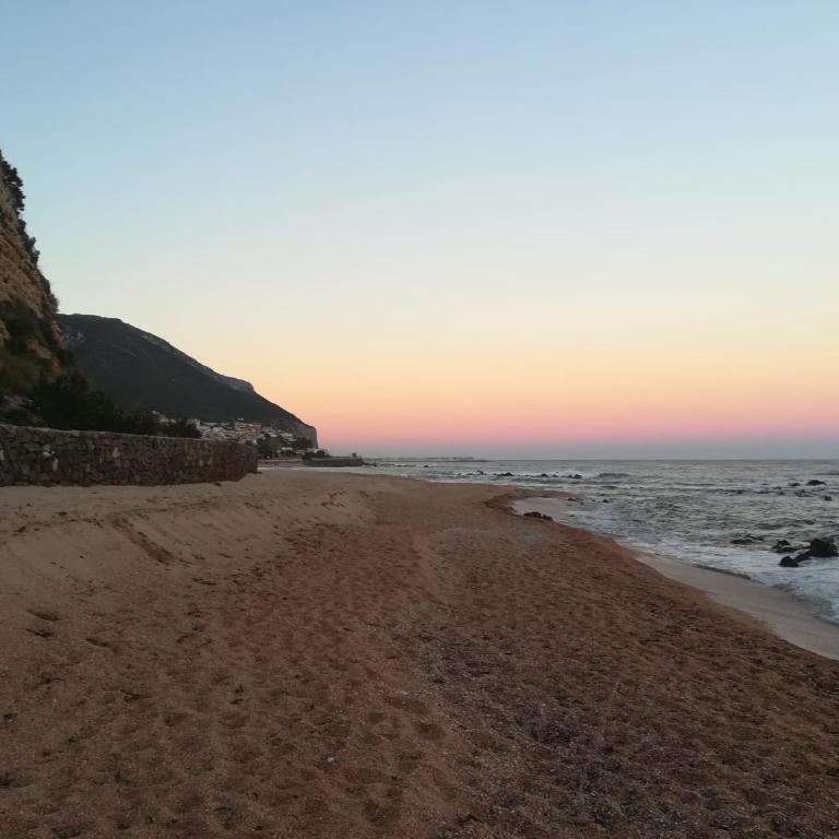 Appartamento vista mare adatto a famiglie a 900m dal mare - Appartamento con 2 Camere da Letto - 20