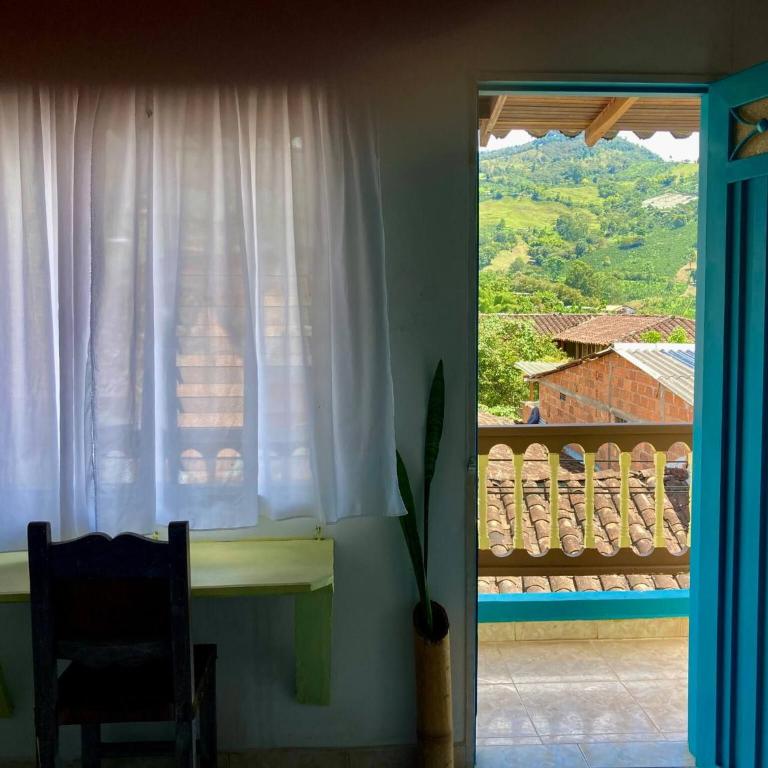 Charming Guest Room with Stunning Views in Jardn, Colombia - Habitación Doble - 1 o 2 camas - 3