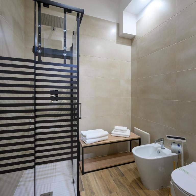 Buongiorno Lecce - Camera Matrimoniale con Bagno Privato - 13