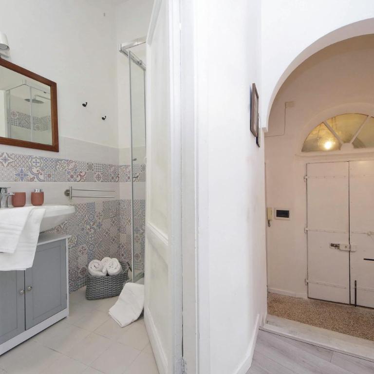 Cavour 2 bedrooms apartment - Apartment mit 2 Schlafzimmern - 34