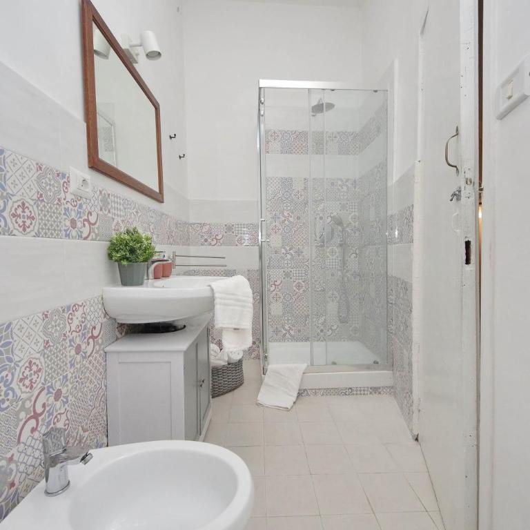 Cavour 2 bedrooms apartment - Apartment mit 2 Schlafzimmern - 37