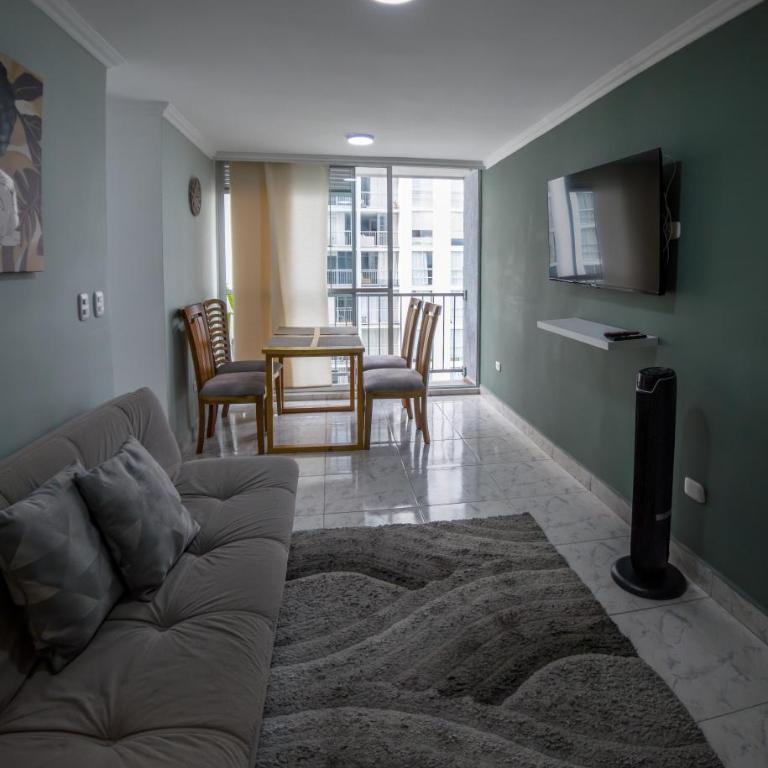 Apartamento Vacacional Familiar con Piscina - Capacidad 15 huéspedes - By Molca Travel - Apartment - 25