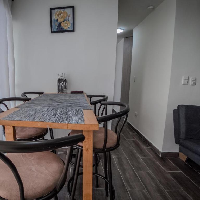 Apartamento Vacacional Familiar con Piscina - Capacidad 15 huéspedes - By Molca Travel - Apartment - 23