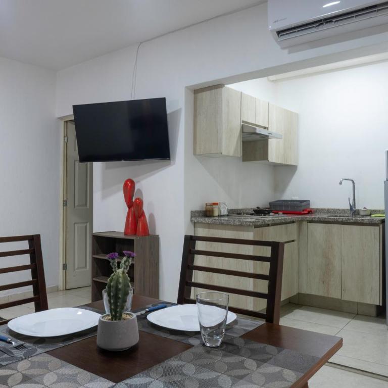 Departamento El Fresno Cerca de Expo y Chapultepec - Two-Bedroom Apartment - 2