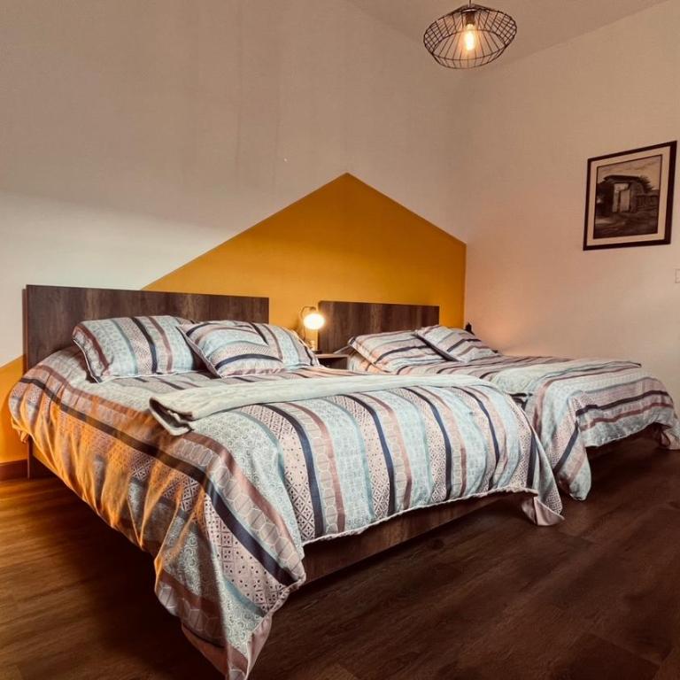 Hermosa Casa Colonial en el centro de Guasca - Habitación Cuádruple Económica con baño compartido - 6