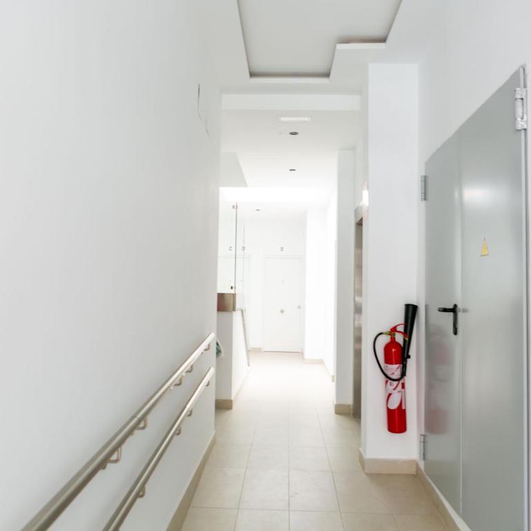 Piso cerca de la playa y conexión inmejorable - Apartamento de 2 dormitorios con vistas al jardín - 43