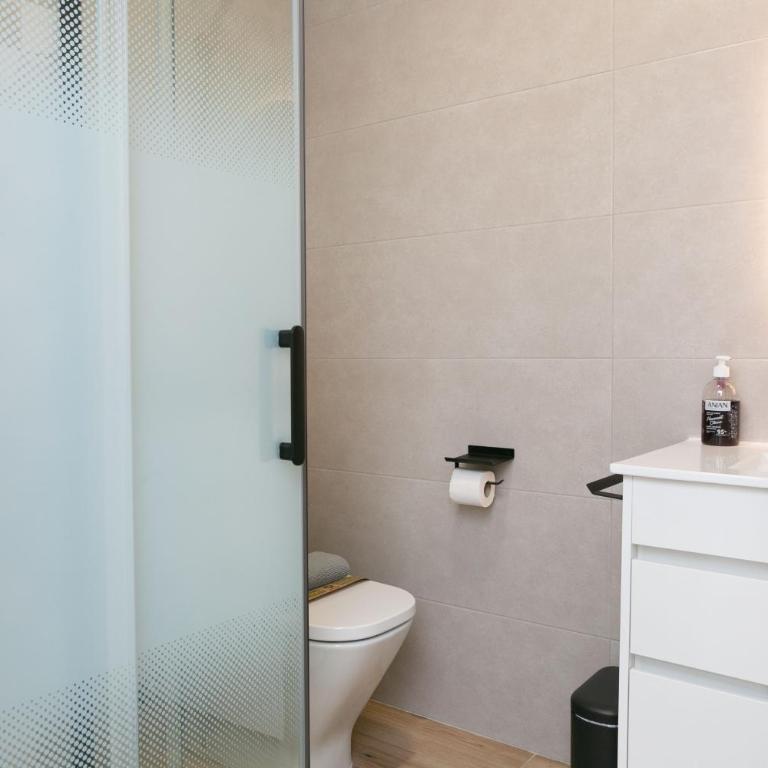 Piso cerca de la playa y conexión inmejorable - Apartamento de 2 dormitorios con vistas al jardín - 51