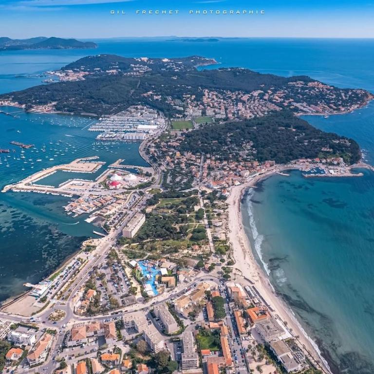 Vue mer T2 duplex plage à 50 m Climatisation 4 personnes et 1 bébé - Appartement 2 Chambres - 22